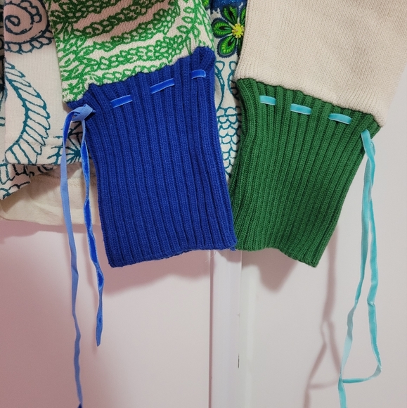 DESIGUAL long sleeved, floral beaded top - Picture 6 of 6